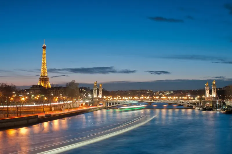 Alquiler de coches en París