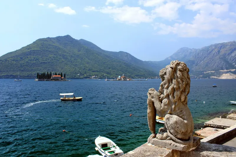 Аренда авто в Тивате